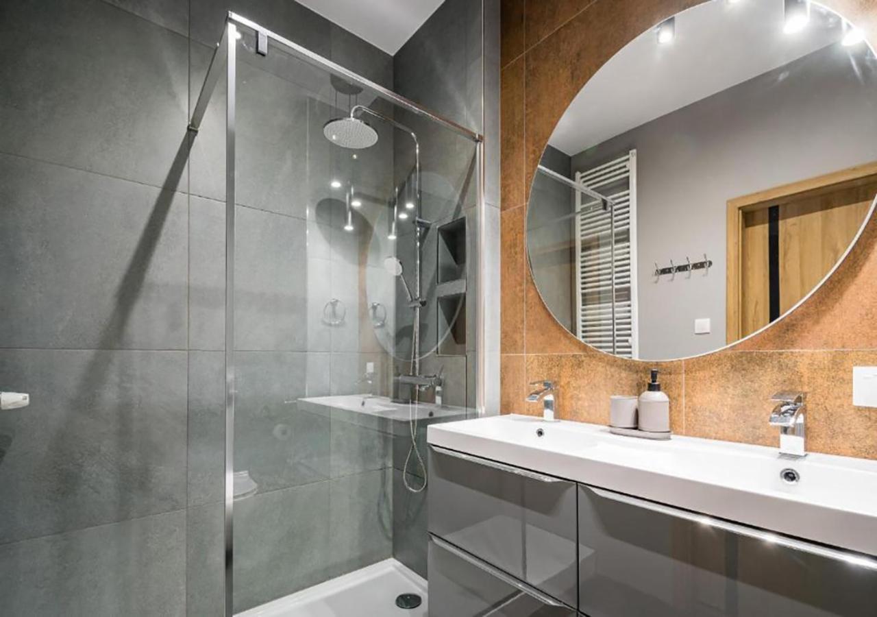 Gh Luxury Apartment คราคูฟ ภายนอก รูปภาพ